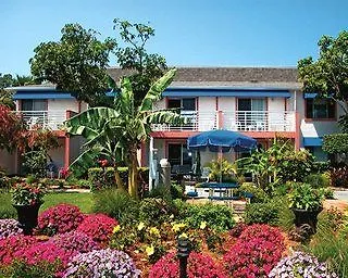 Smuggler'S Cove Resort